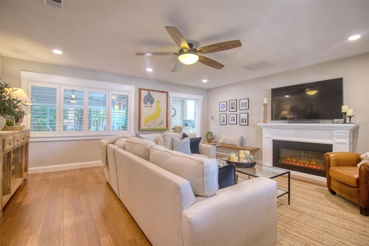 128 Edgewater Terrace, Dunedin, FL 34698 Photo