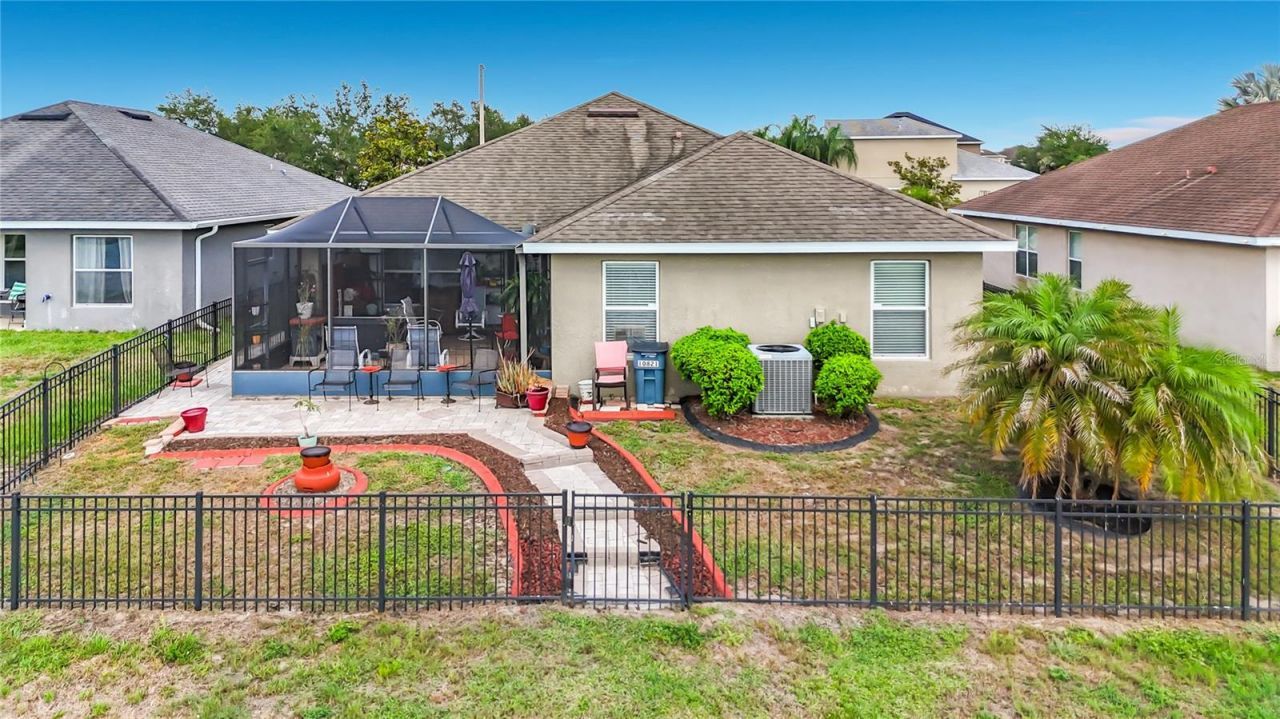 10821 Standing Stone Drive, Wimauma, FL 33598 Photo
