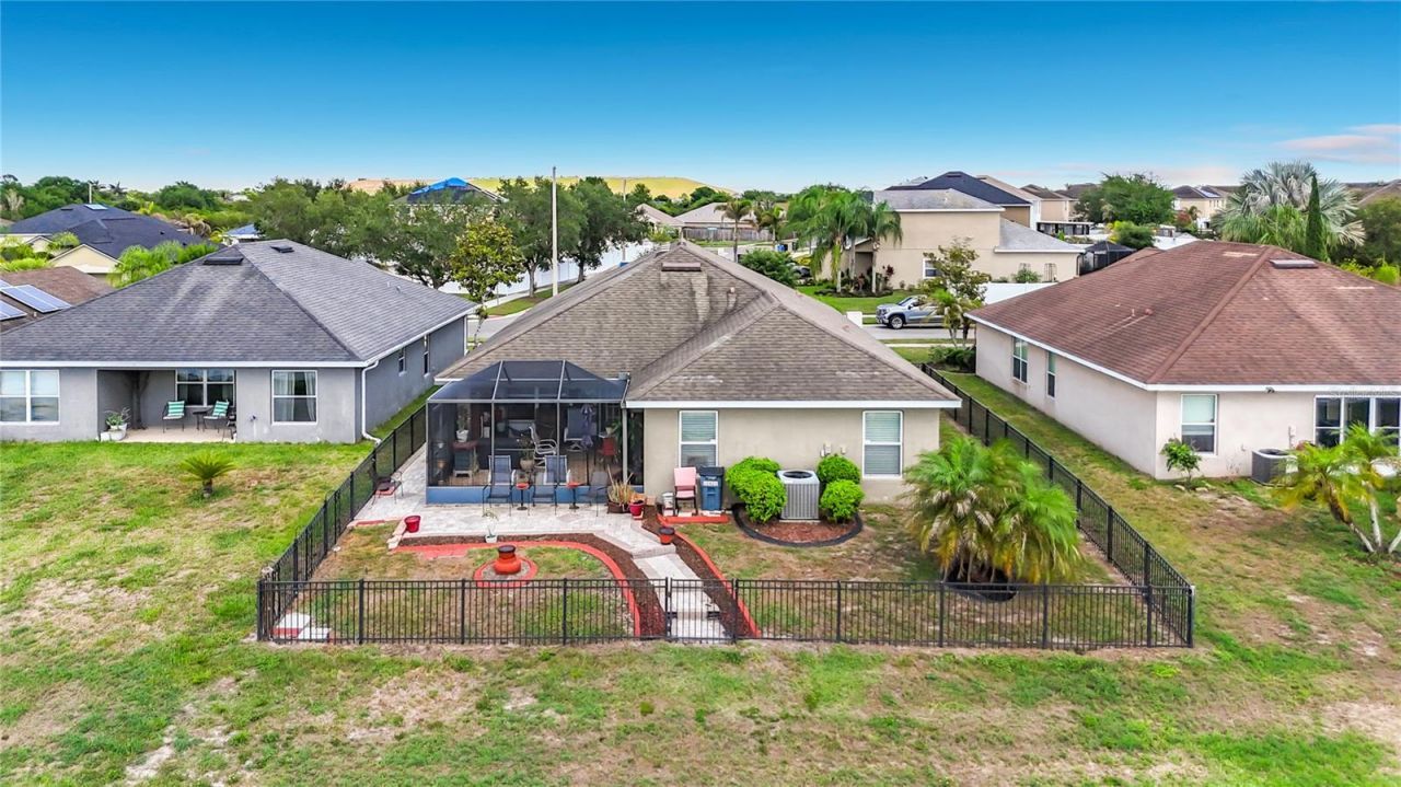10821 Standing Stone Drive, Wimauma, FL 33598 Photo