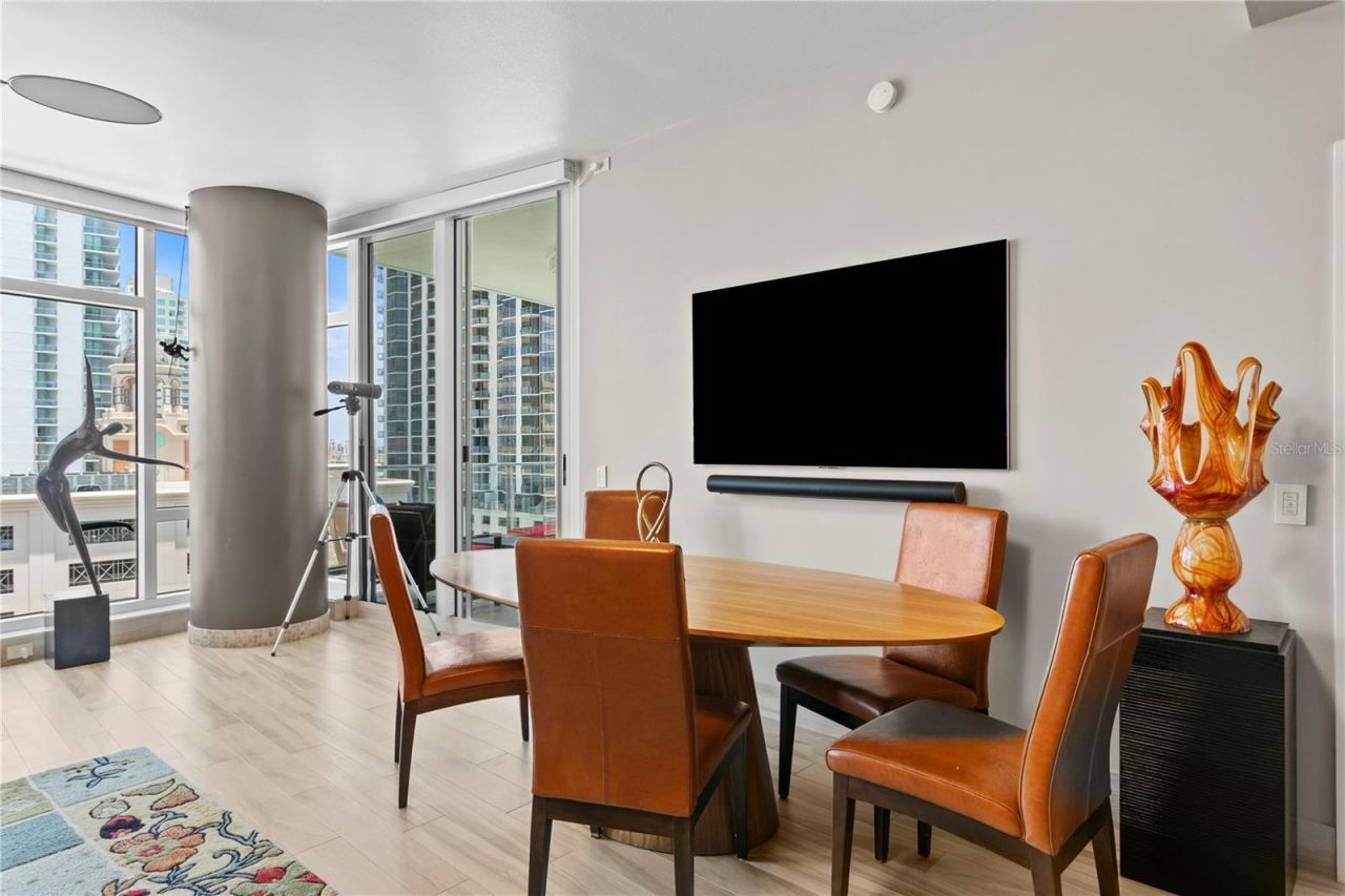 175 1st Street S, Unit 1101, Saint Petersburg, FL 33701 Photo