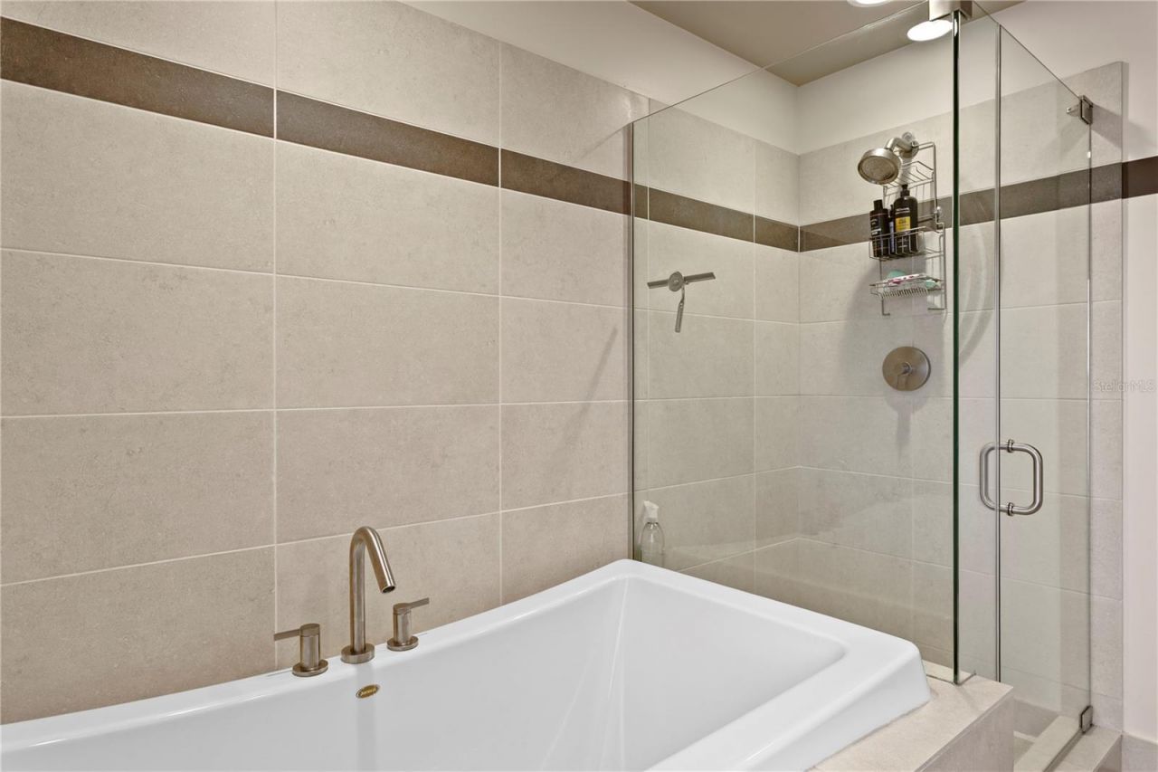 175 1st Street S, Unit 1101, Saint Petersburg, FL 33701 Photo
