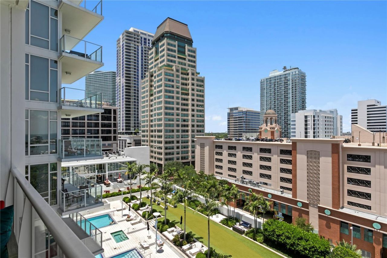 175 1st Street S, Unit 1101, Saint Petersburg, FL 33701 Photo