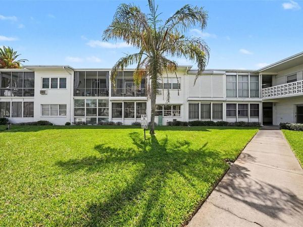 7050 SUNSET WAY , Unit 11, ST PETE BEACH, FL 33706