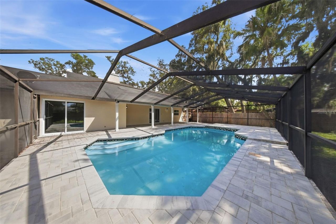 2104 Doefield Court , Valrico, FL 33596 Photo