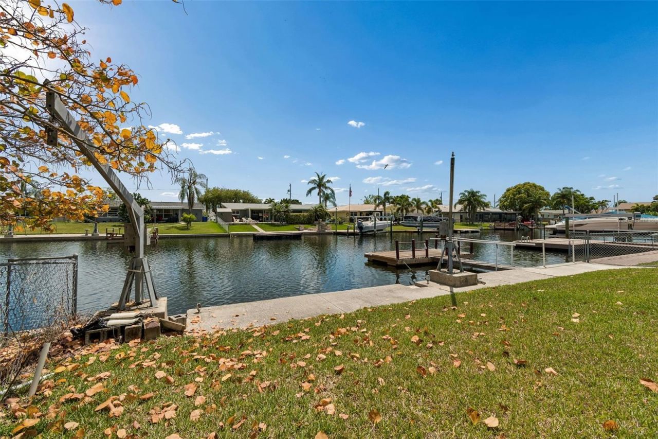 4234 Floramar Terrace, New Port Richey, FL 34652 Photo
