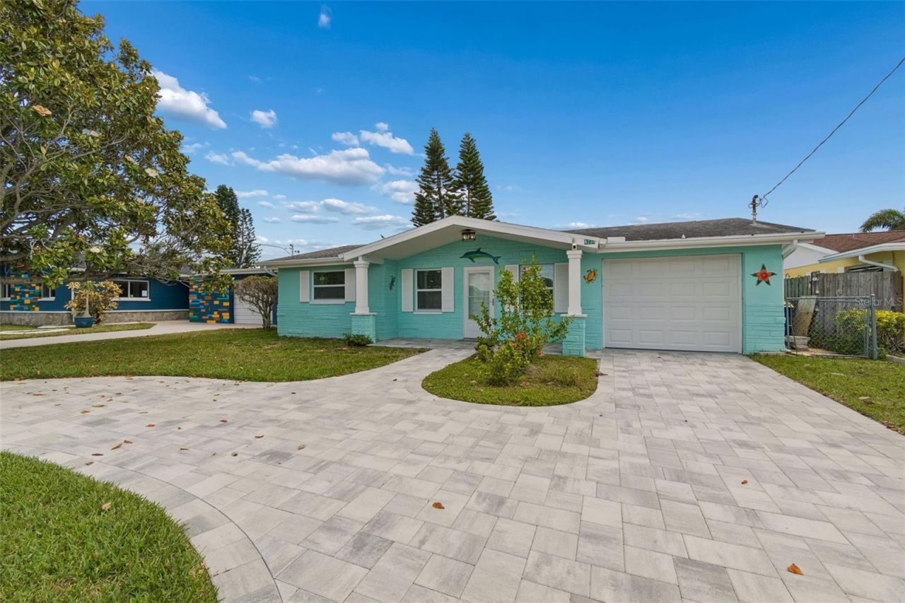 4234 Floramar Terrace, New Port Richey, FL 34652 Photo