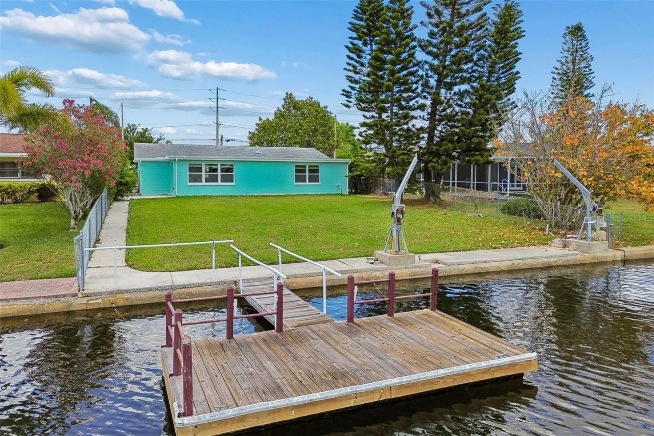 4234 Floramar Terrace, New Port Richey, FL 34652 Photo