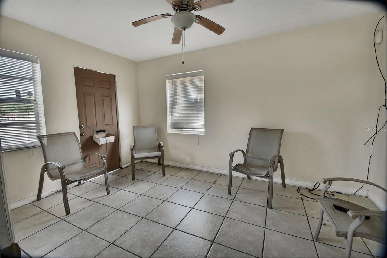 309 S Florida Avenue, Deland, FL 32720 Photo