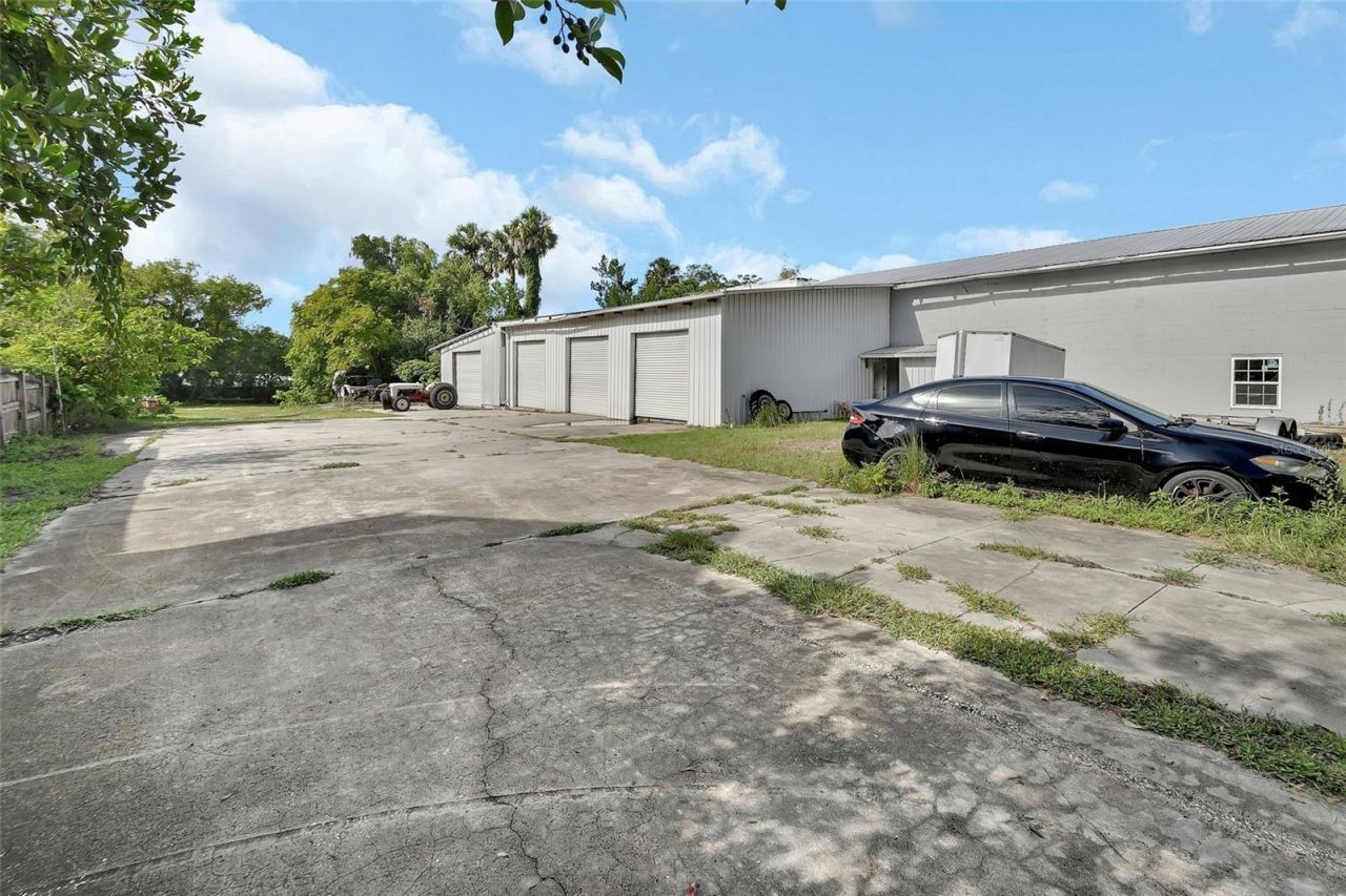 309 S Florida Avenue, Deland, FL 32720 Photo