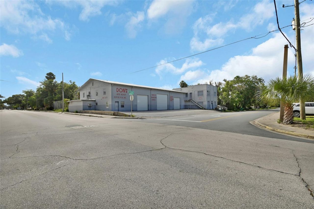 309 S Florida Avenue, Deland, FL 32720 Photo