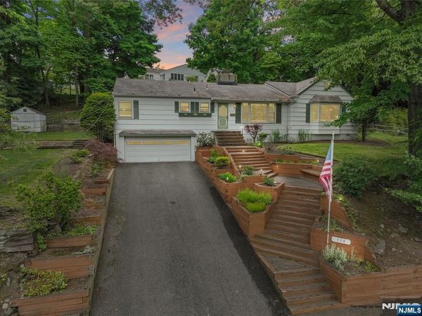 908 N Monroe Street, MIDLAND PARK, NJ 07450
