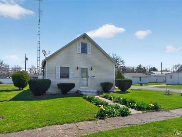 1005 S Macoupin Street , Gillespie, IL 62033