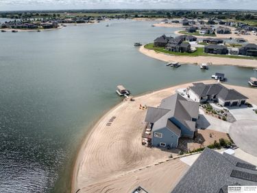 734 Cobblestone Pointe, Ashland, NE 68003