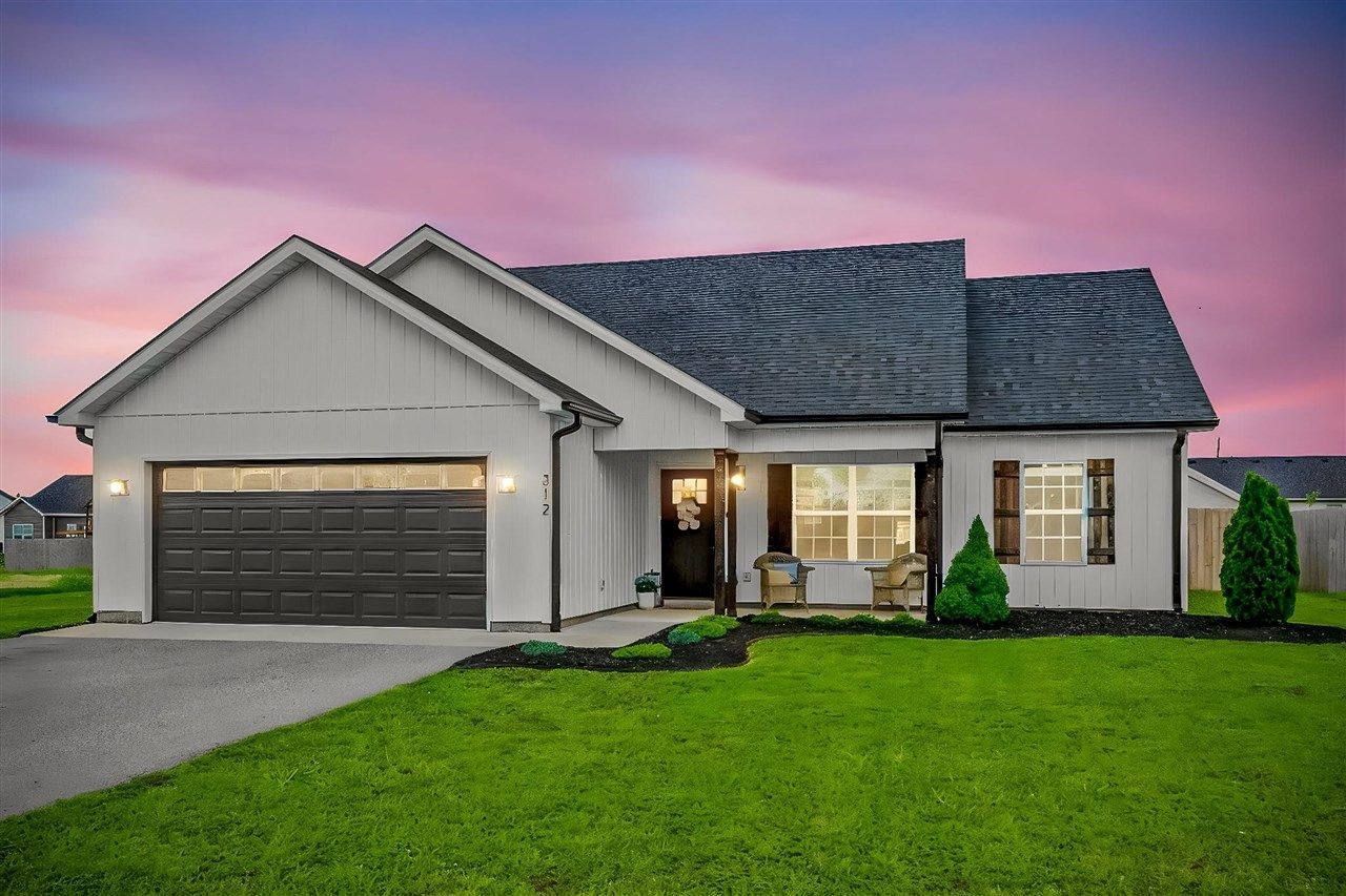 312 Victoria Way, Franklin, KY 42134 Main Photo