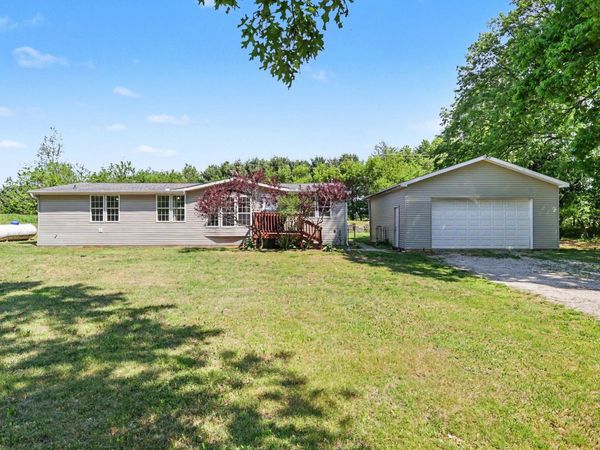 25145 M Drive N, Albion, MI 49224