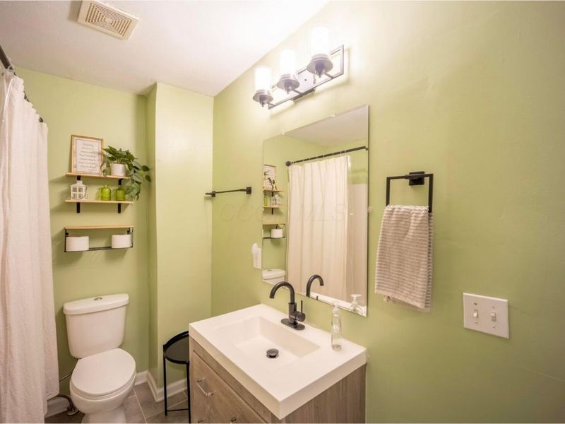 120 W Park Avenue, Columbus, OH 43222 Photo 25