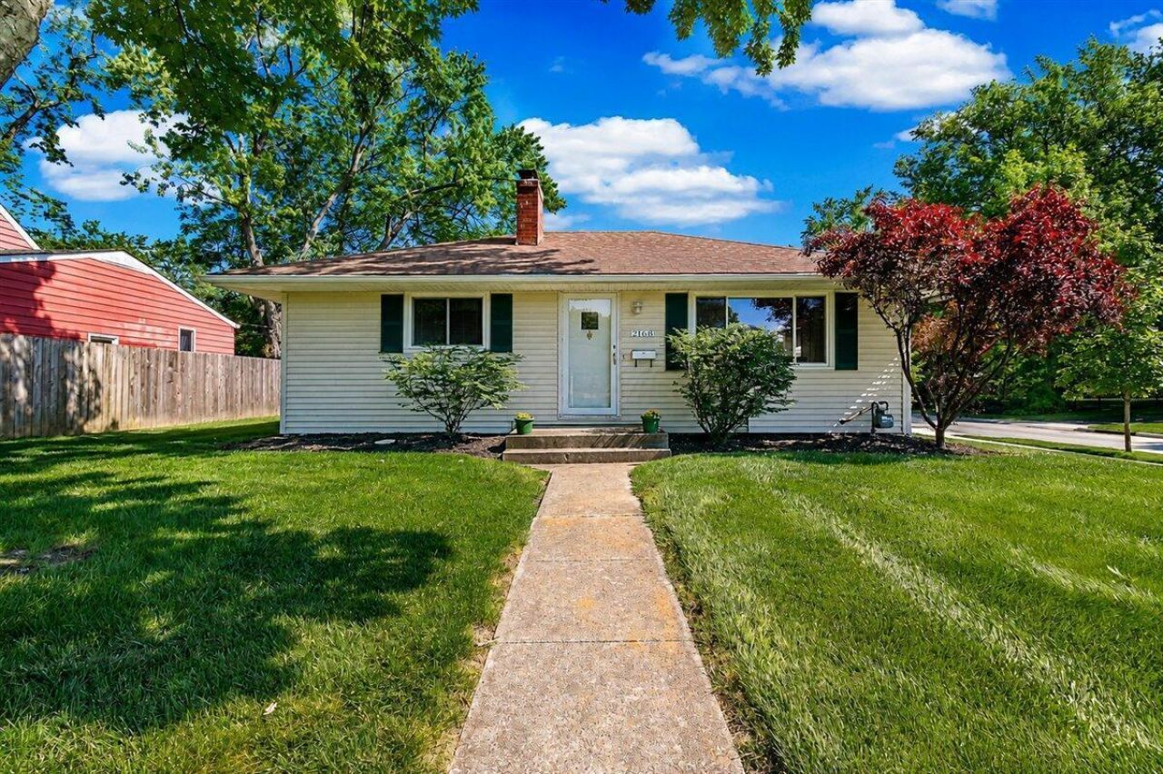 2168 Shrewsbury Road, Columbus, OH 43221 Main Photo