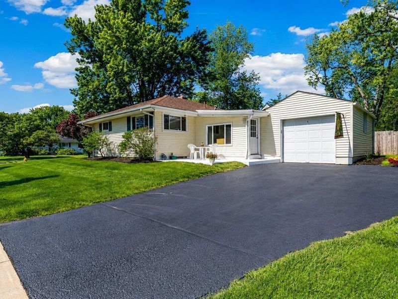 2168 Shrewsbury Road, Columbus, OH 43221 Photo 2