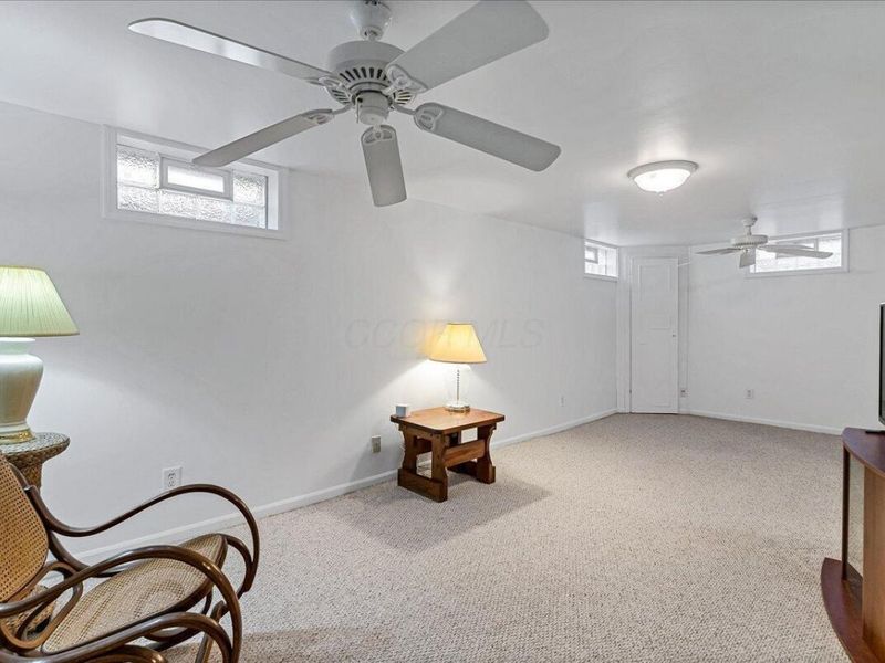 2168 Shrewsbury Road, Columbus, OH 43221 Photo 24