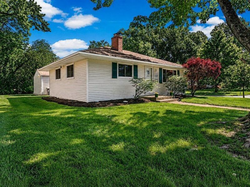 2168 Shrewsbury Road, Columbus, OH 43221 Photo 5