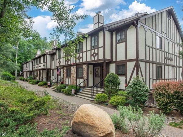 309 Mark Twain Way, Mahwah, NJ 07430