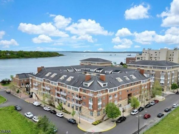 368 Rector St, Unit 309, Perth Amboy, NJ 08861