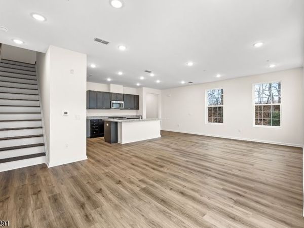 86 Depot Way, Dunellen, NJ 08812