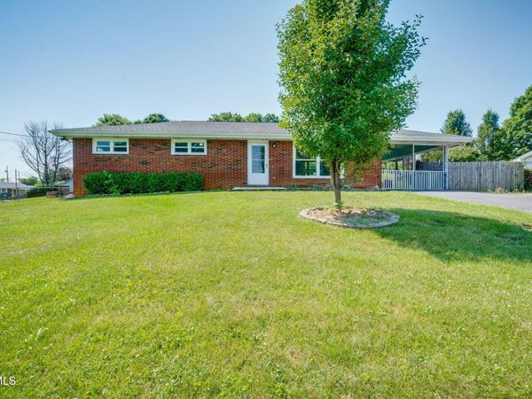 1815 Hutchinson Drive, Kingsport, TN 37660