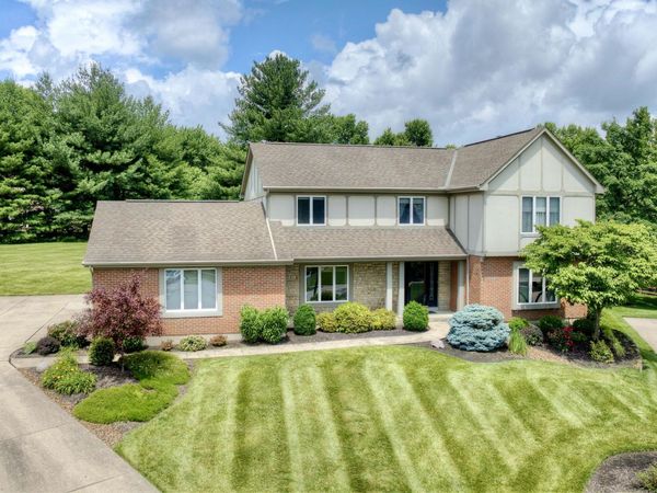 1032 Woodway Drive, Villa Hills, KY 41017