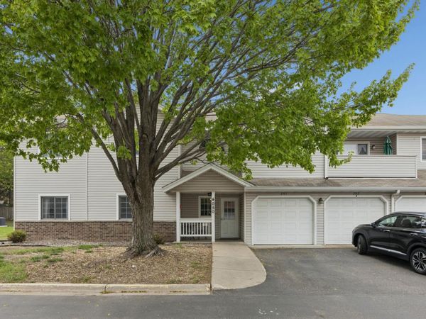 4050 Maureen Drive NE, Unit 101NE, Columbia Heights, MN 55421
