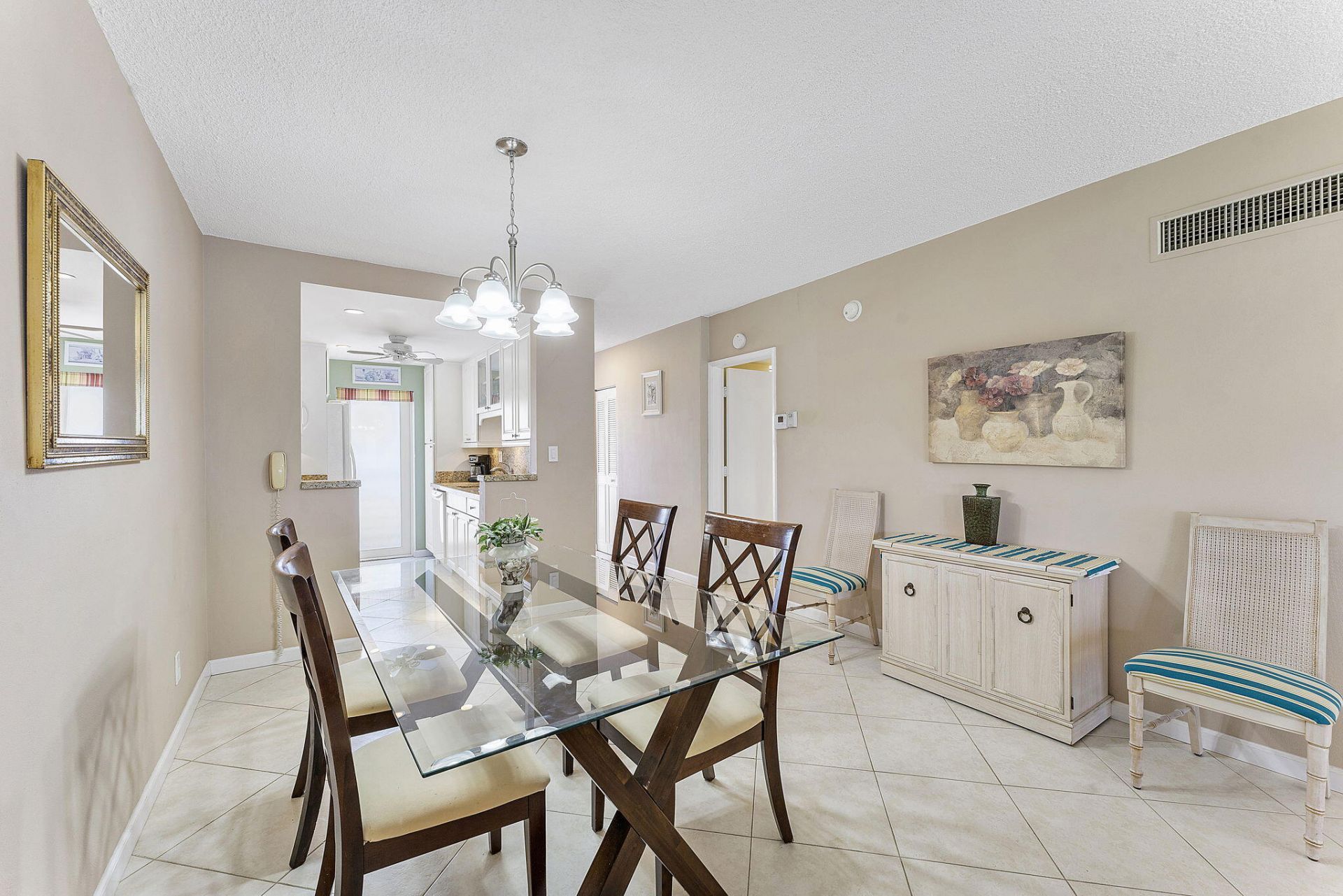 101 NE 19th Avenue, Unit 208, Deerfield Beach, FL 33441 Photo