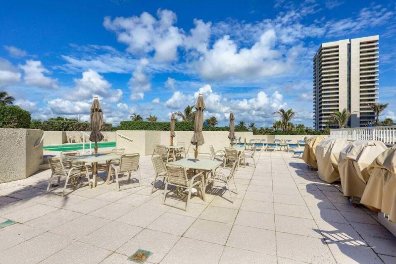 5550 N Ocean Drive, Unit 8a, Singer Island, FL 33404 Photo