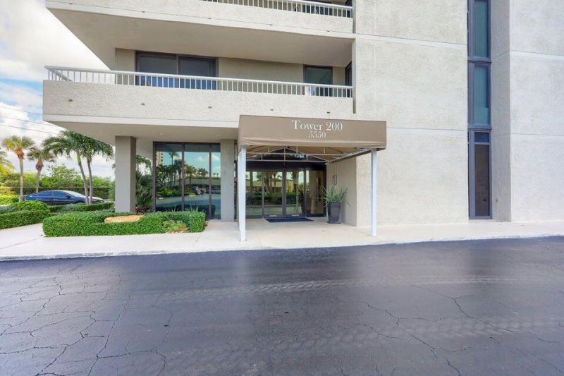 5550 N Ocean Drive, Unit 8a, Singer Island, FL 33404 Photo