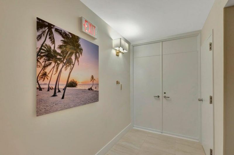 5550 N Ocean Drive, Unit 8a, Singer Island, FL 33404 Photo