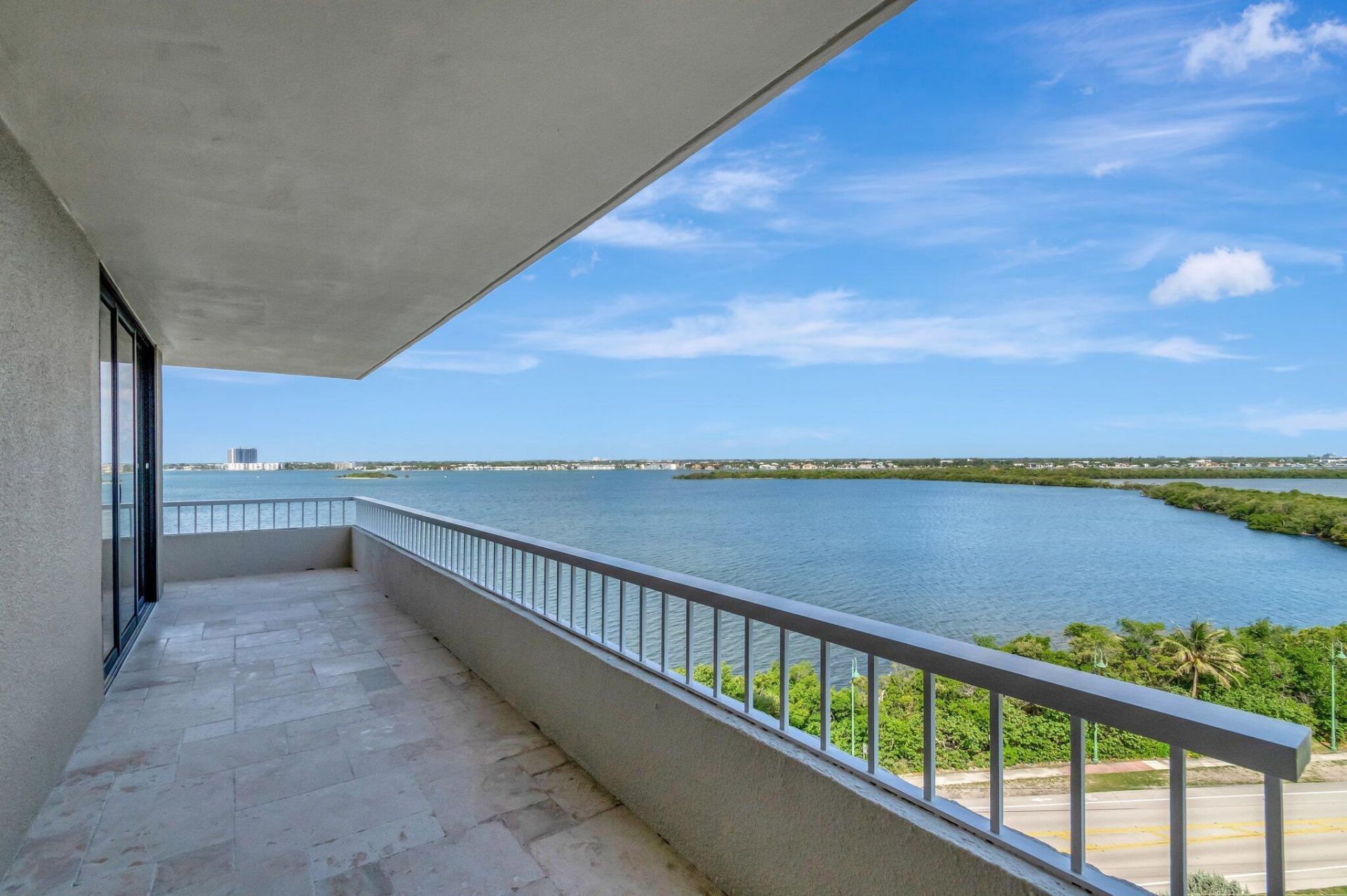 5550 N Ocean Drive, Unit 10d, Singer Island, FL 33404 Photo