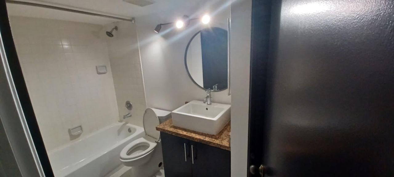 19111 Glenmoor Drive, West Palm Beach, FL 33409 Photo