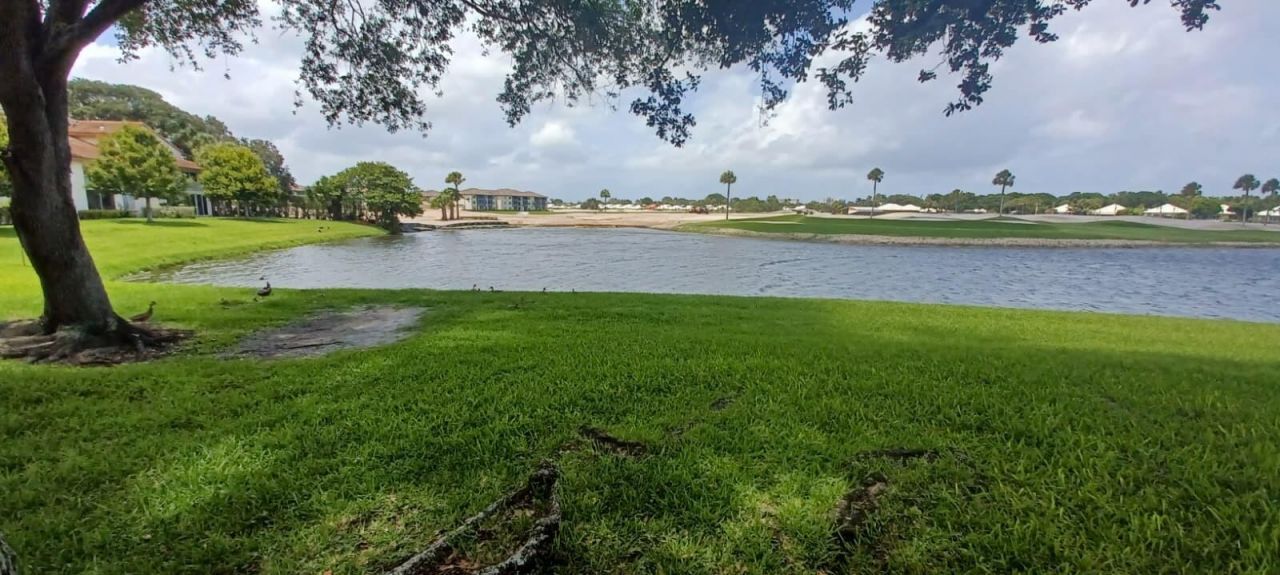 19111 Glenmoor Drive, West Palm Beach, FL 33409 Photo