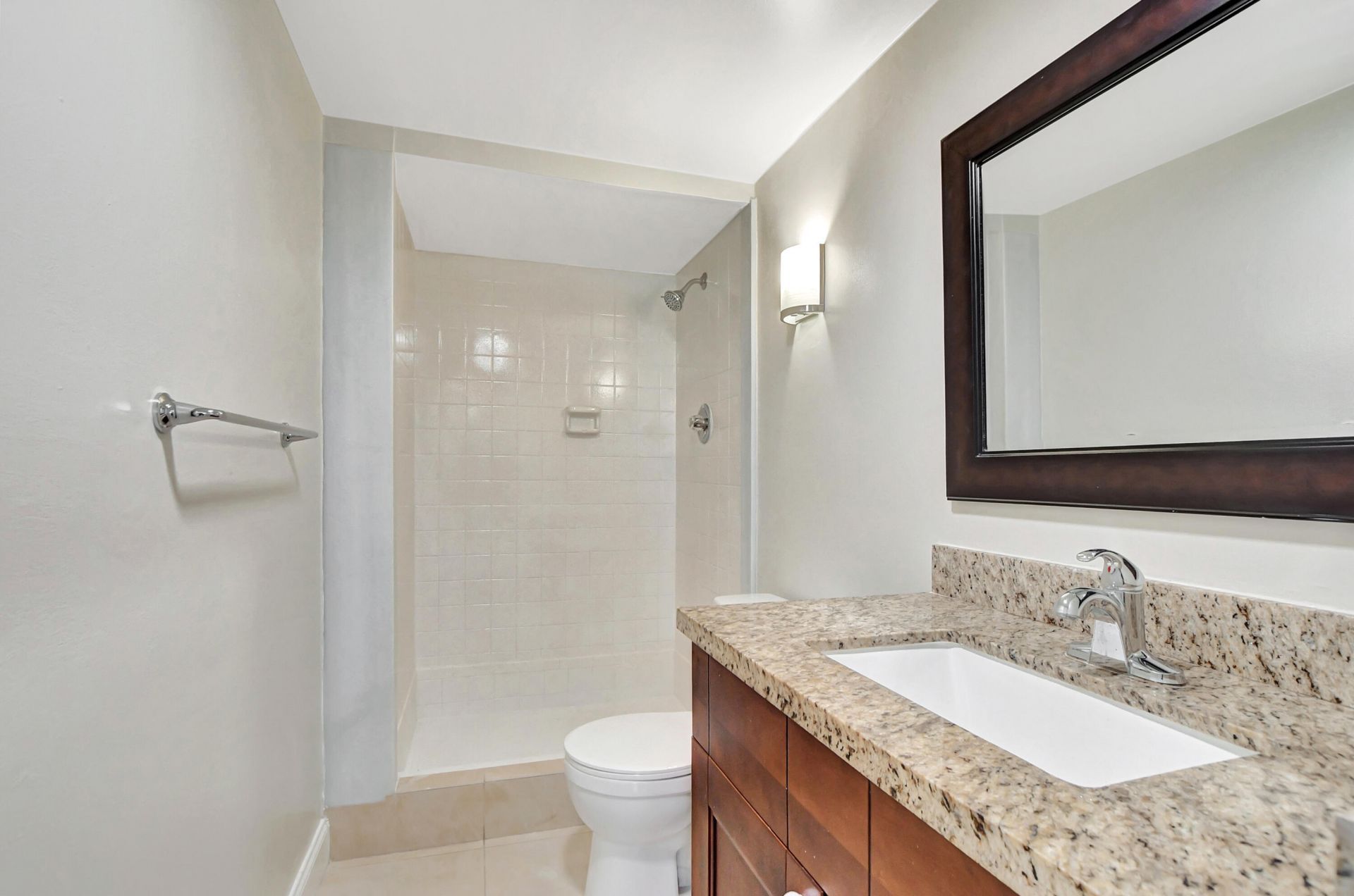 450 NW 20th Street, Unit 2020, Boca Raton, FL 33431 Photo
