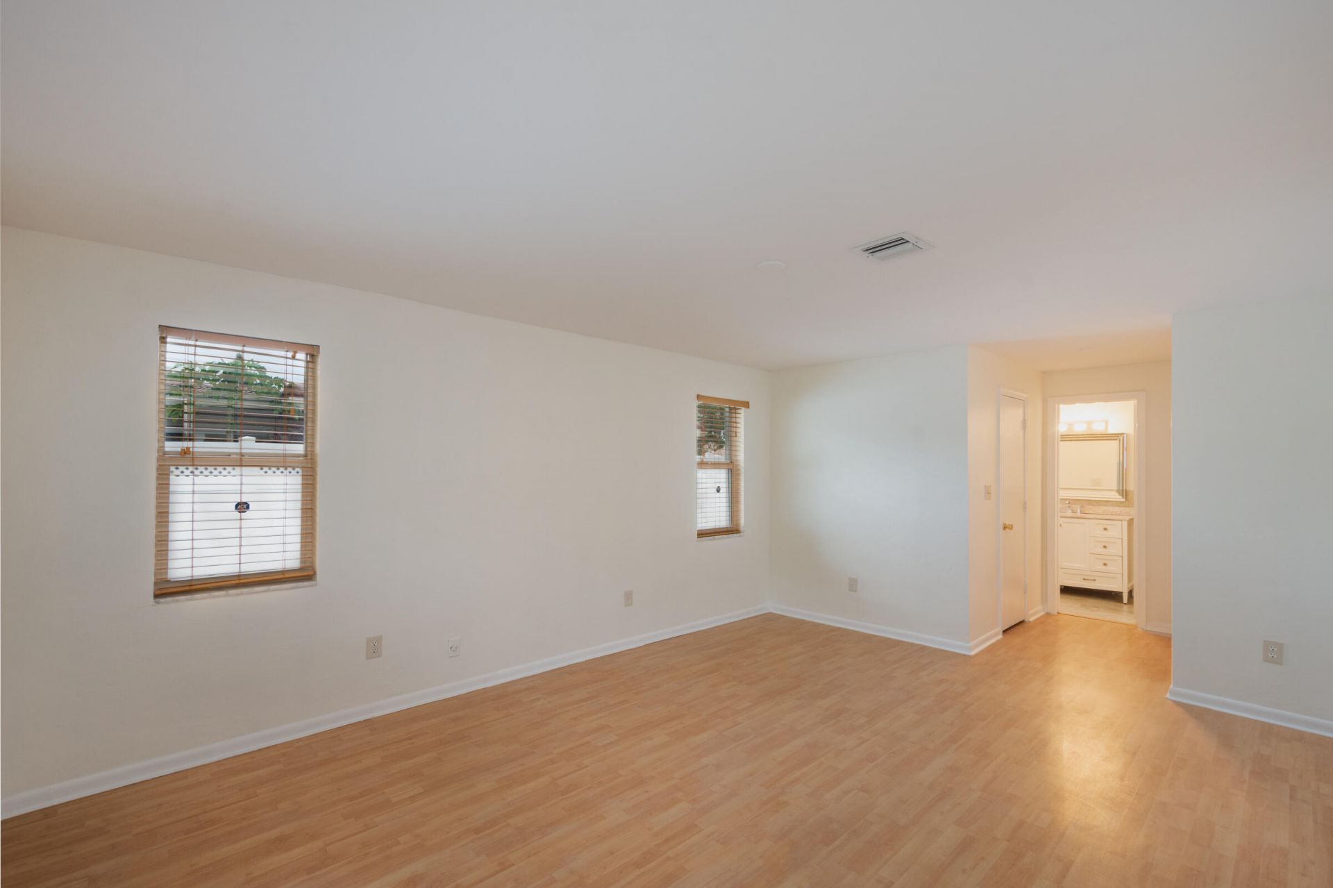 3844 NW 82nd Way, Coral Springs, FL 33065 Photo