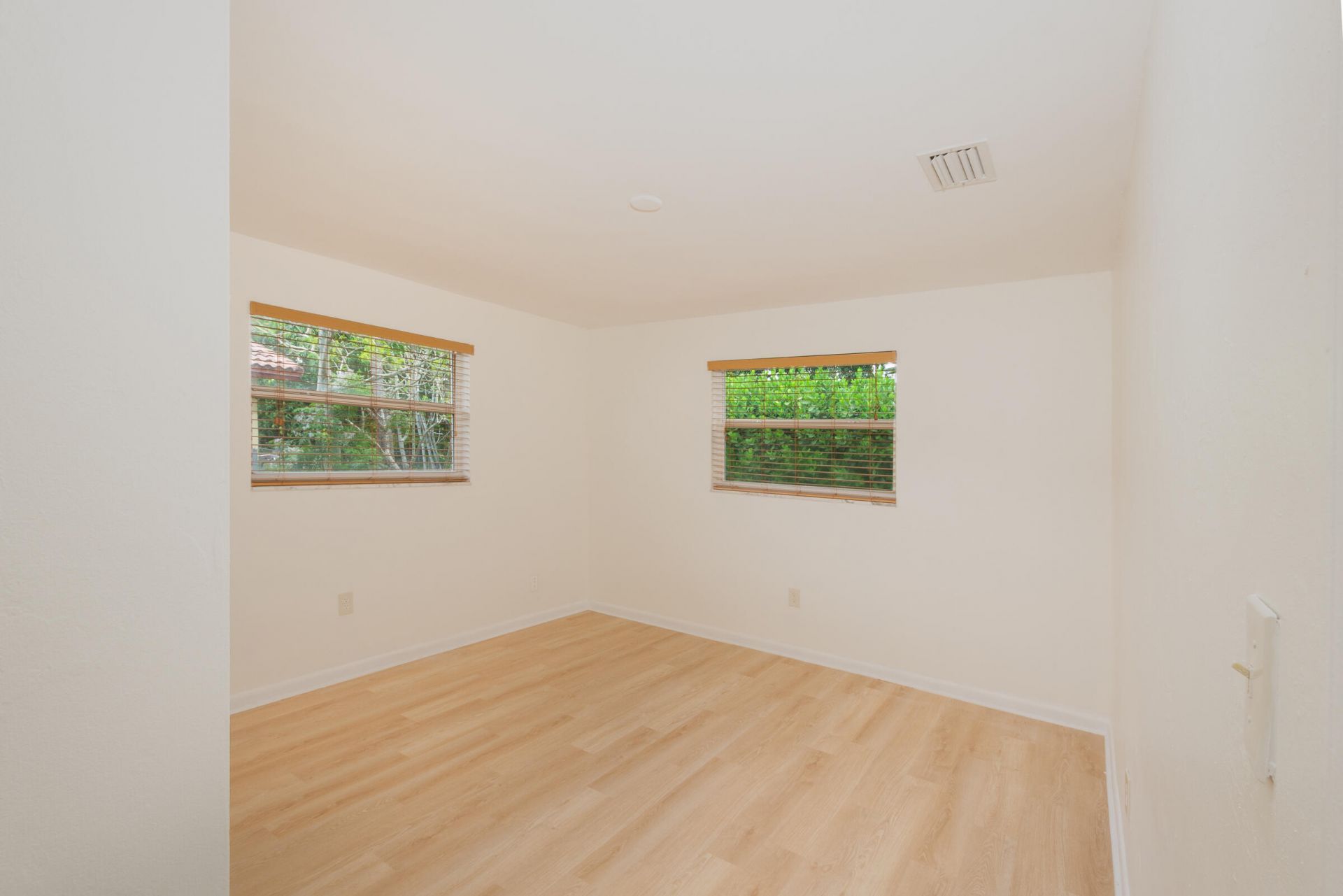 3844 NW 82nd Way, Coral Springs, FL 33065 Photo