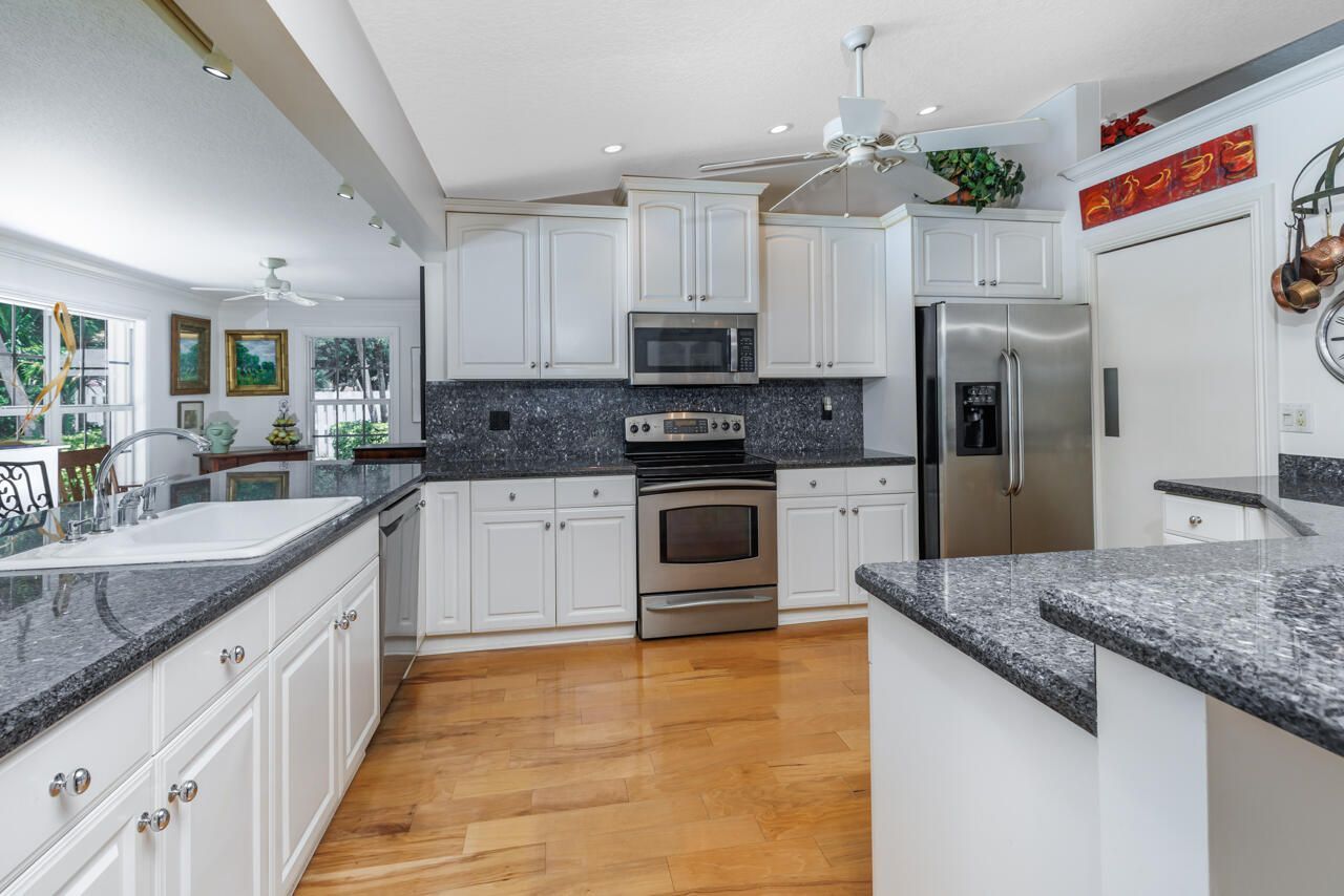 9268 SE Gettysburg Court, Hobe Sound, FL 33455 Photo