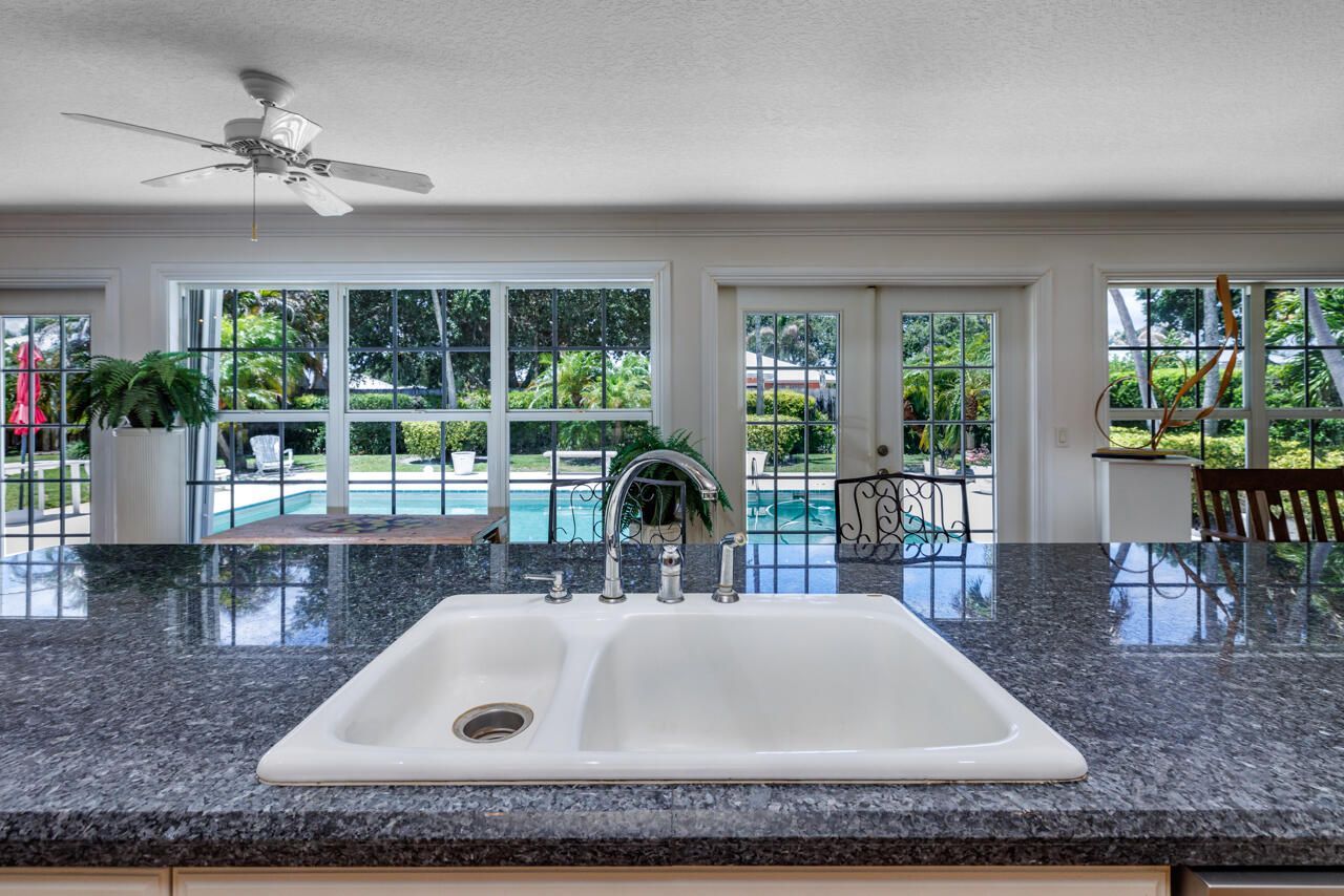 9268 SE Gettysburg Court, Hobe Sound, FL 33455 Photo