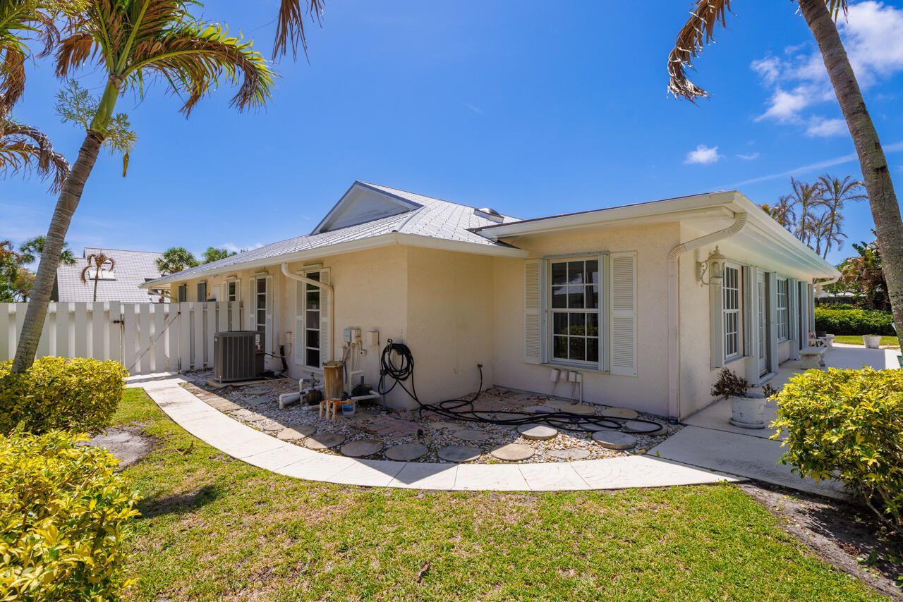 9268 SE Gettysburg Court, Hobe Sound, FL 33455 Photo