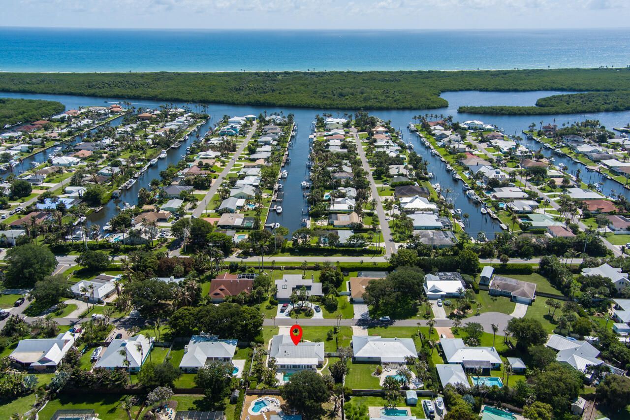 9268 SE Gettysburg Court, Hobe Sound, FL 33455 Photo