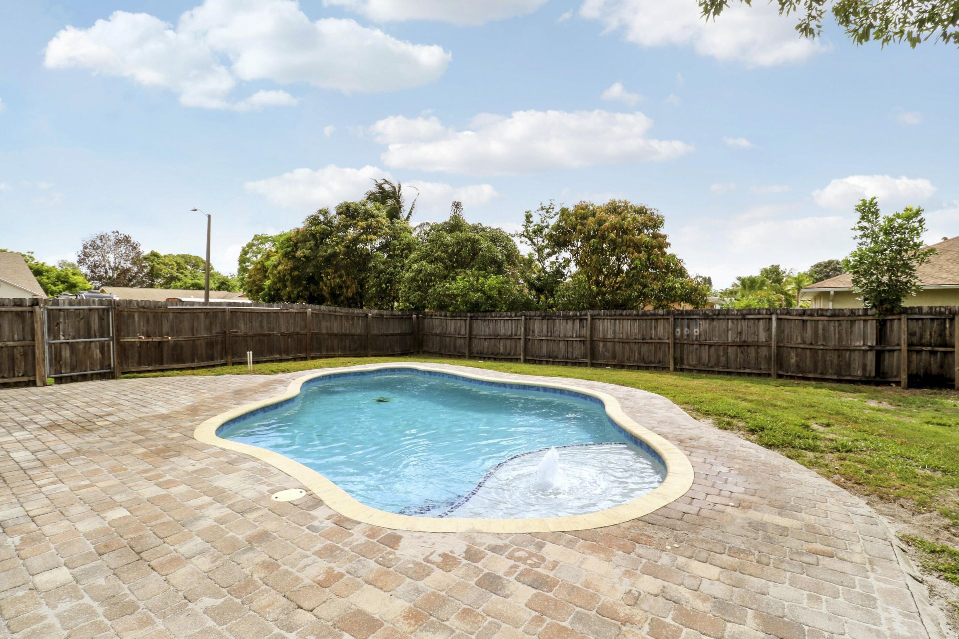 98 Pintail Court, Royal Palm Beach, FL 33411 Photo