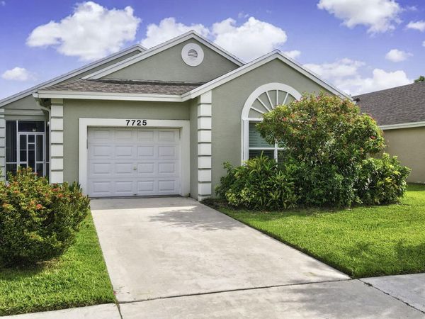 7725 Mansfield Hollow Road, Delray Beach, FL 33446