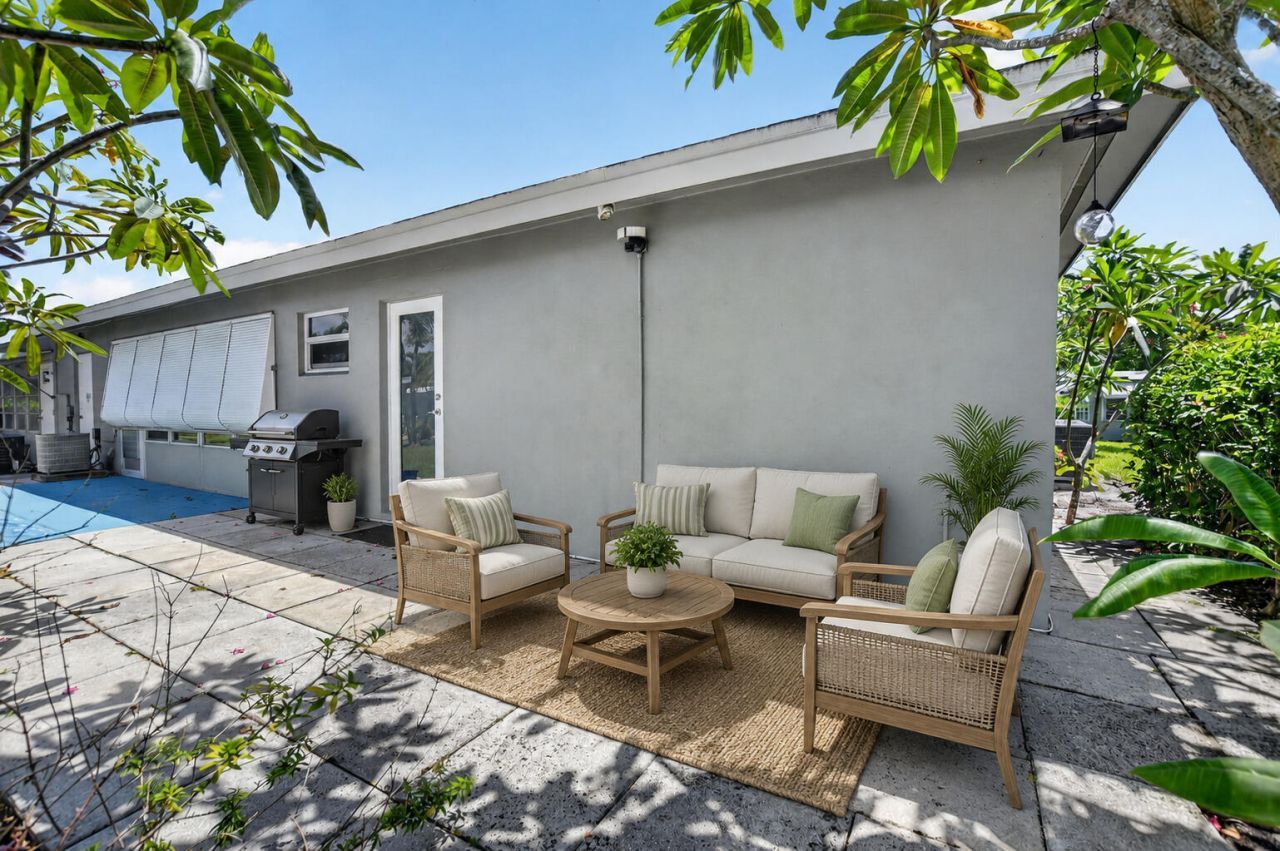 912 South Drive, Unit A, Delray Beach, FL 33445 Photo