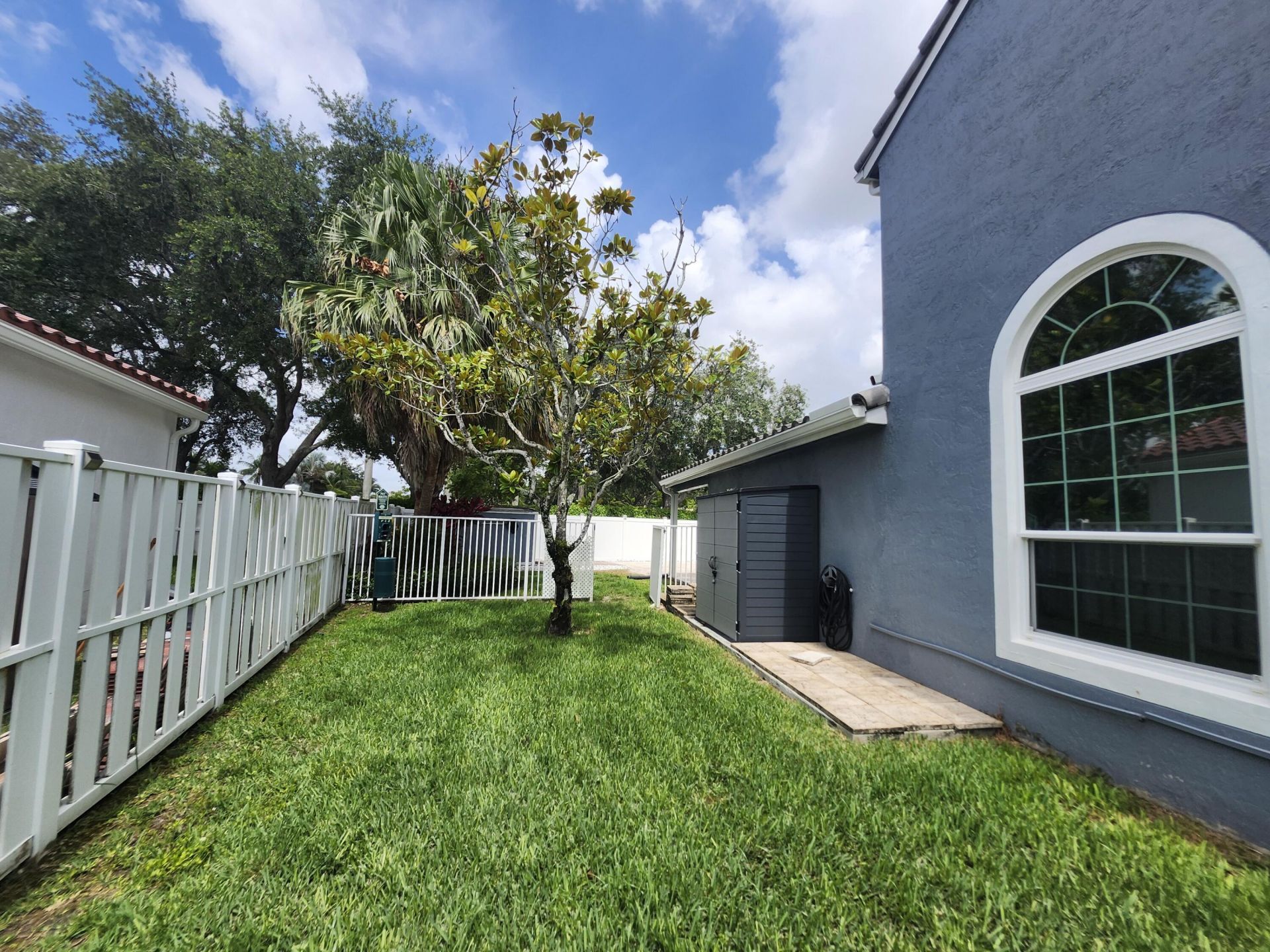 1582 NW 135th Avenue, Pembroke Pines, FL 33028 Photo
