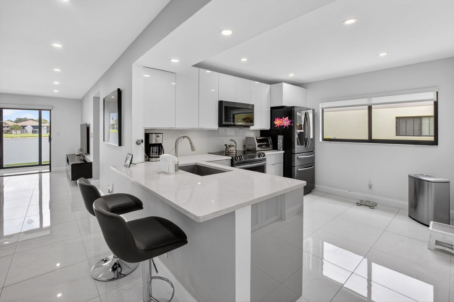 15401 Pembridge Avenue, Unit 15, Delray Beach, FL 33484 Photo
