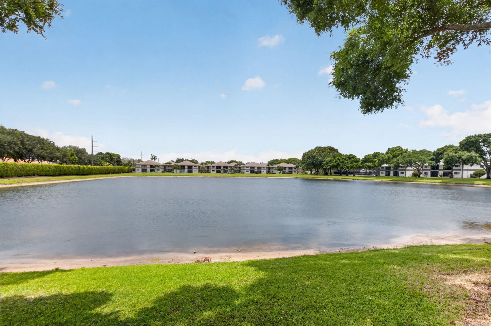 15401 Pembridge Avenue, Unit 15, Delray Beach, FL 33484 Photo